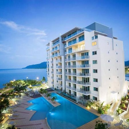 Waterfront Sub-Penthouse Apartment In City Centre Cairns Exterior photo